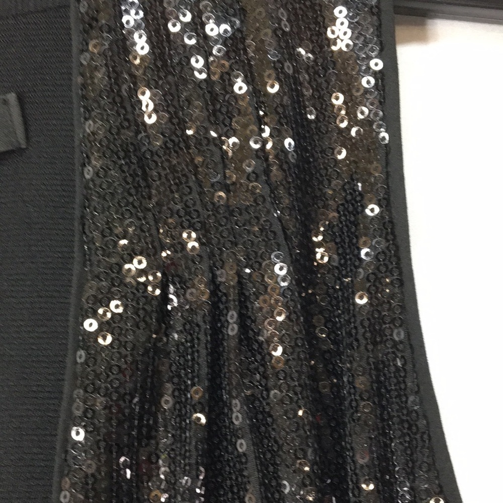 White House Black Market Women’s Black Sleeveless Sequins Top Size XXS Like-NEW - Picture 3 of 6